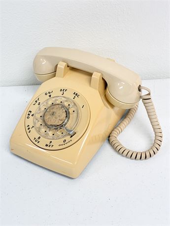AT&T ~ Vintage Rotary Desk Telephone ~ What a Piece of History!