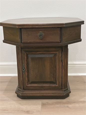 ETHAN ALLEN ~ “Royal Charter” ~ Solid Wood Octagonal Side Table