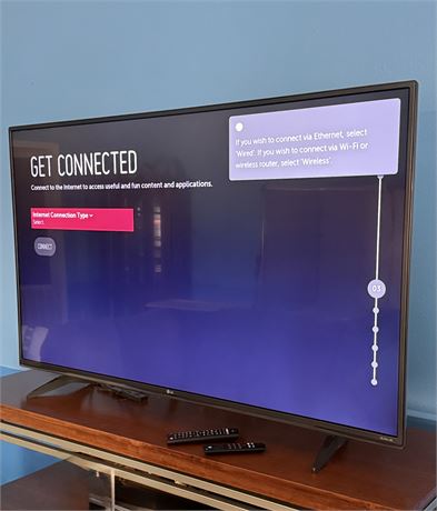 LG 4K UHD Smart LED 55" TV with Remote