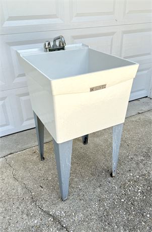 Model 18 Utilatub Mop Sink