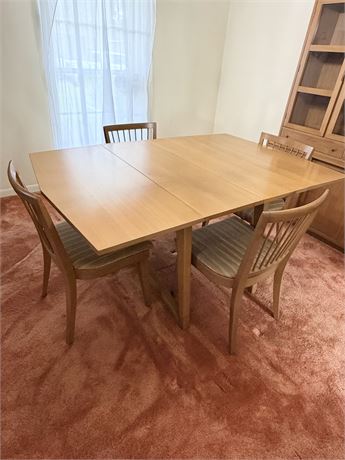 MCM Solid Light Wood Drop-Leaf Dining Room Table & 4 Chairs
