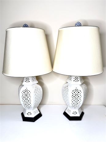 Set of 2 1970’s Italian Porcelain Blanc De Chine Ginger Jar Table Lamps