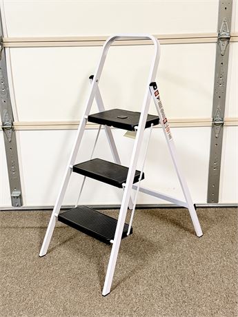 SKINNY MINI ~ 3’ Metal Step Ladder