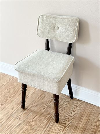 STUMP HOME SPECIALTIES ~ Vtg. Upholstered Sewing Chair With Storage