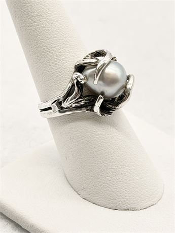 Sterling Silver & Pearl Ring With Vine Design