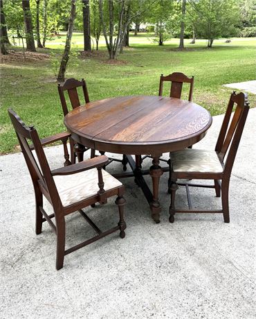 Vintage Solid Oak Dining Table on Casters with 4 Chairs