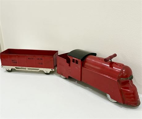 MARX ~1950's 3000 Pressed Metal Ride On Train With Freight Car
